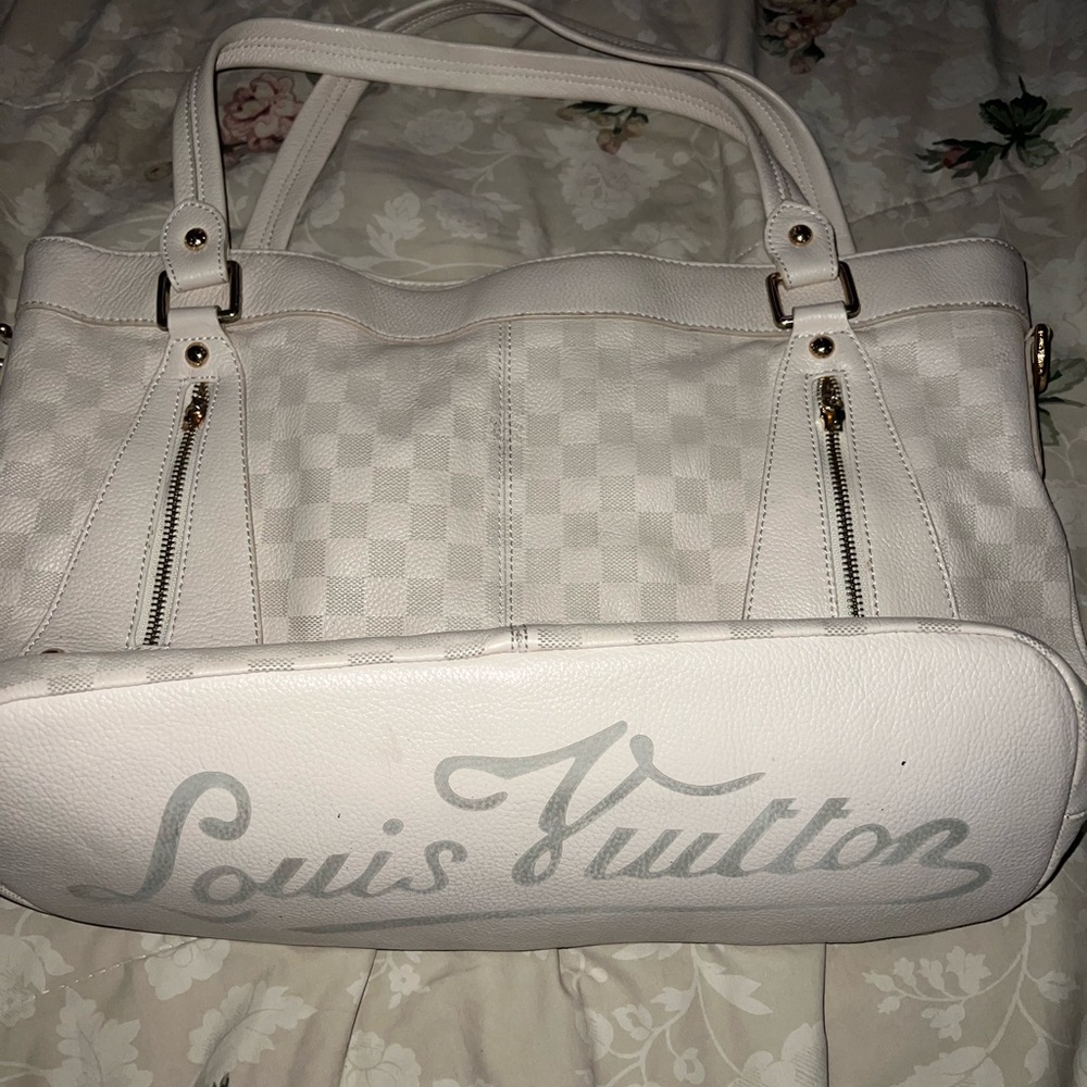 Louis Vuitton Handbag